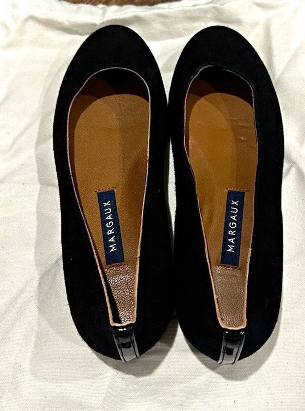 NEW Margaux Suede Ballet Flat Black Round Toe Womens- 33N